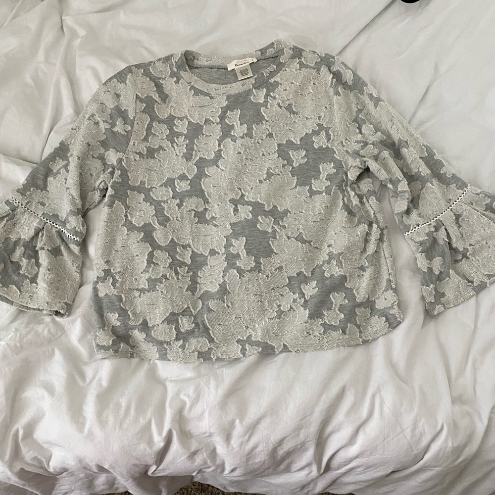 Semi cropped blouse